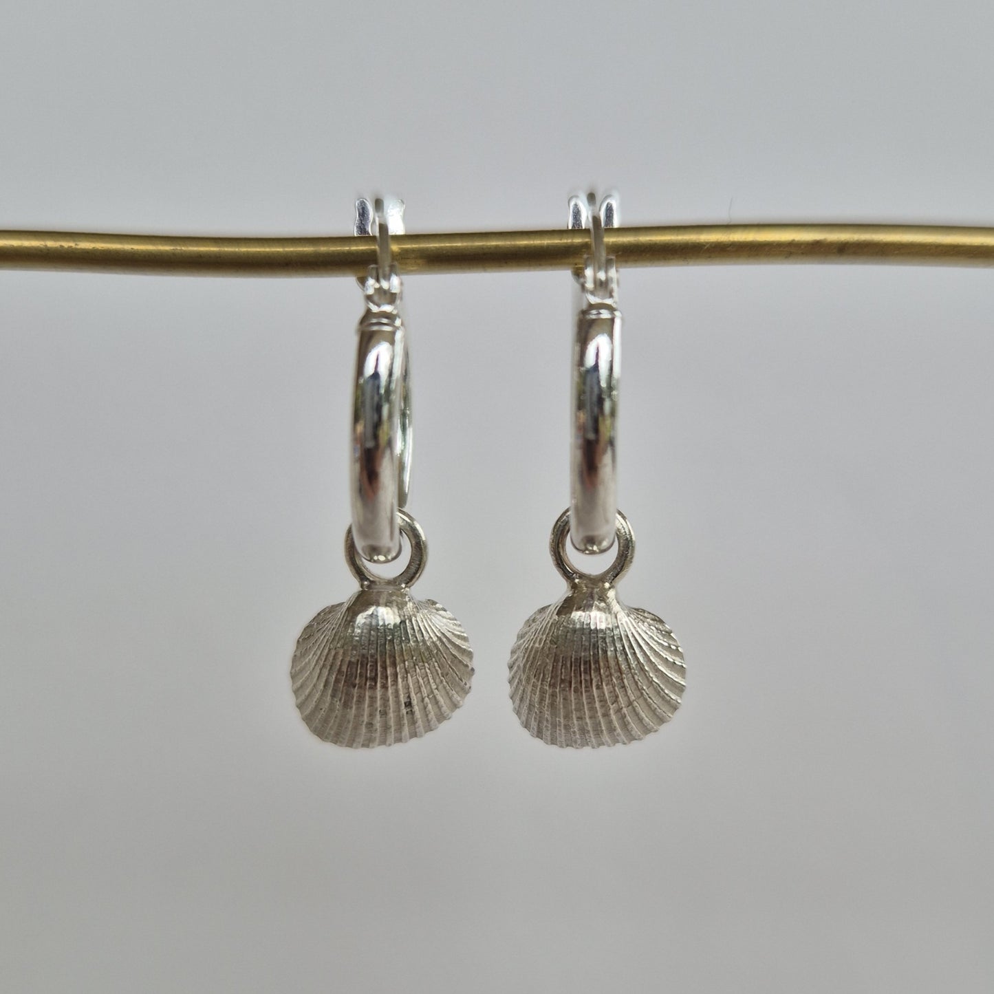 Double Cockle Shell Hoops