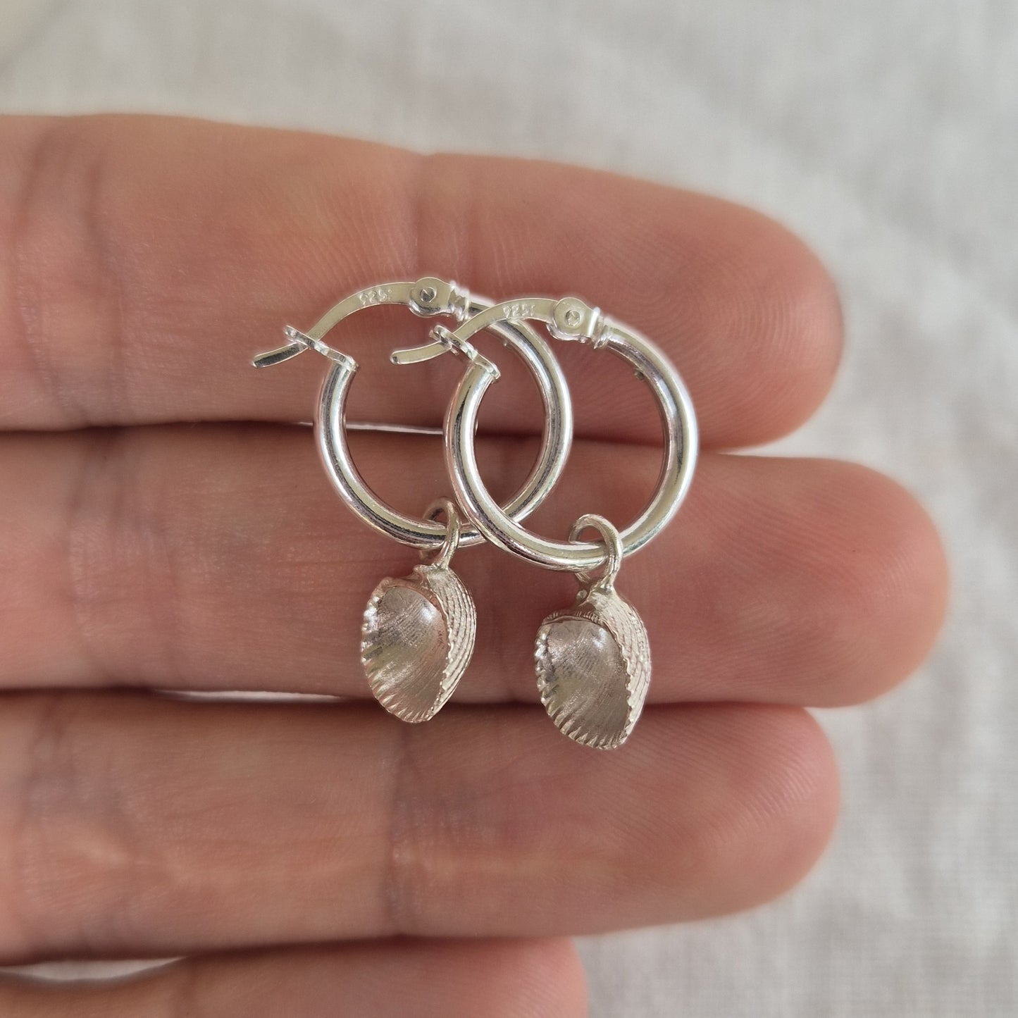 Double Cockle Shell Hoops