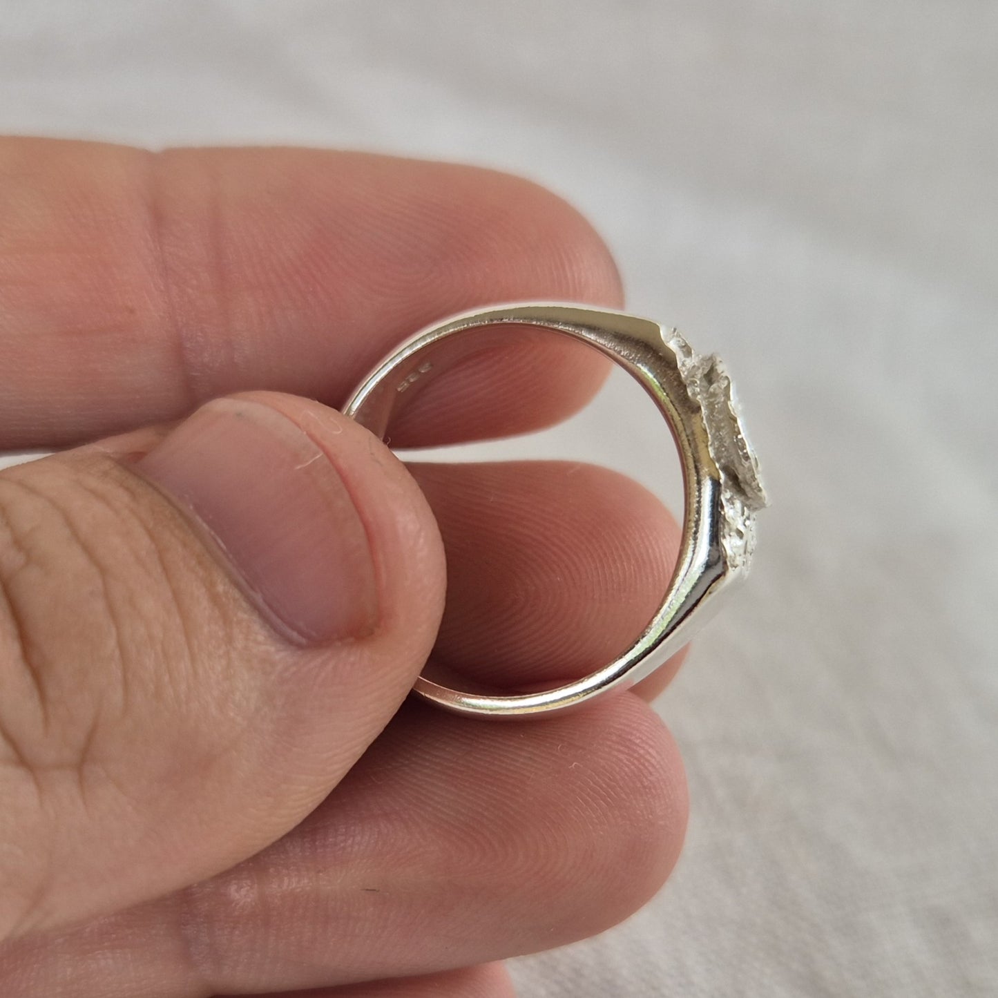 Spiral Impression Signet Ring - Size R 1/2