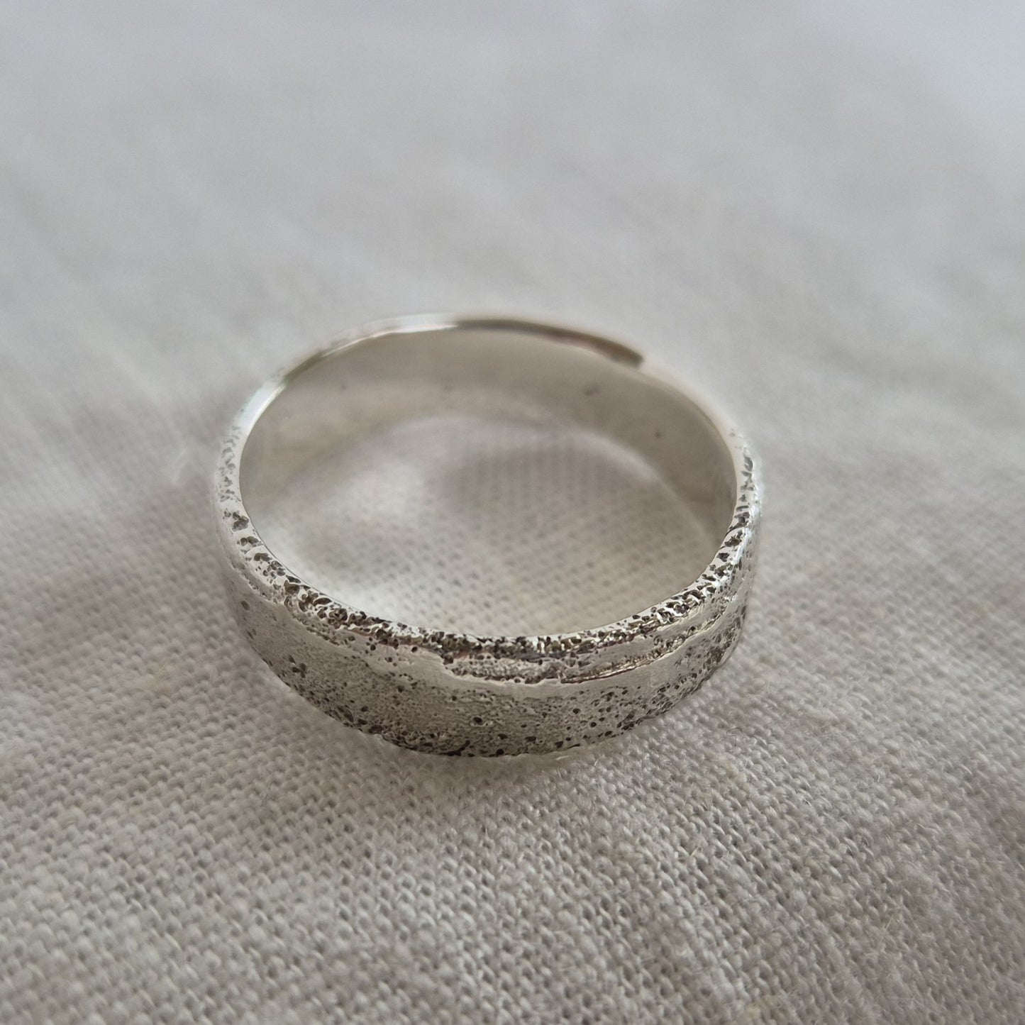 Sandcast Shoreline Ring - size X 1/2