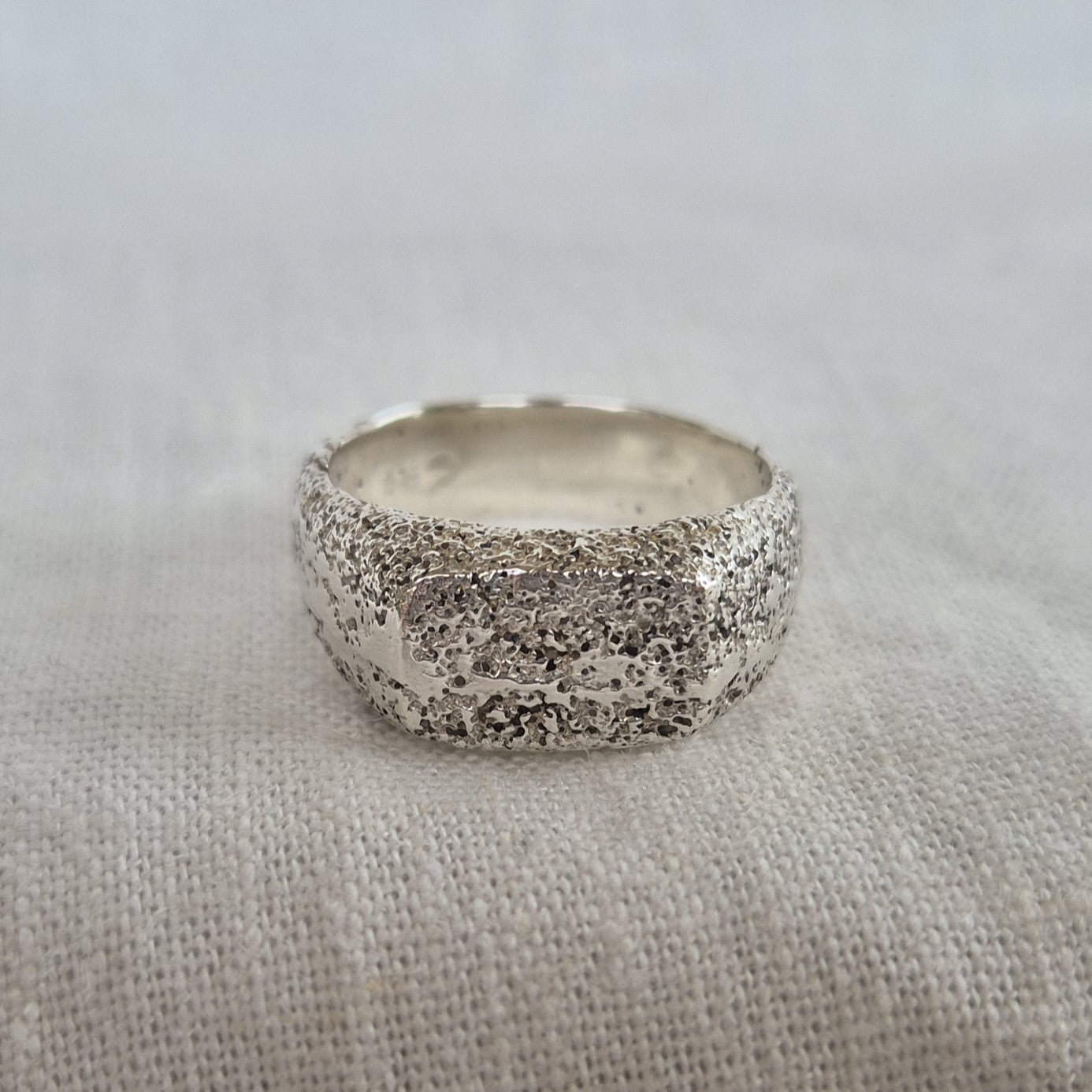 Sandcast Signet Ring -size S