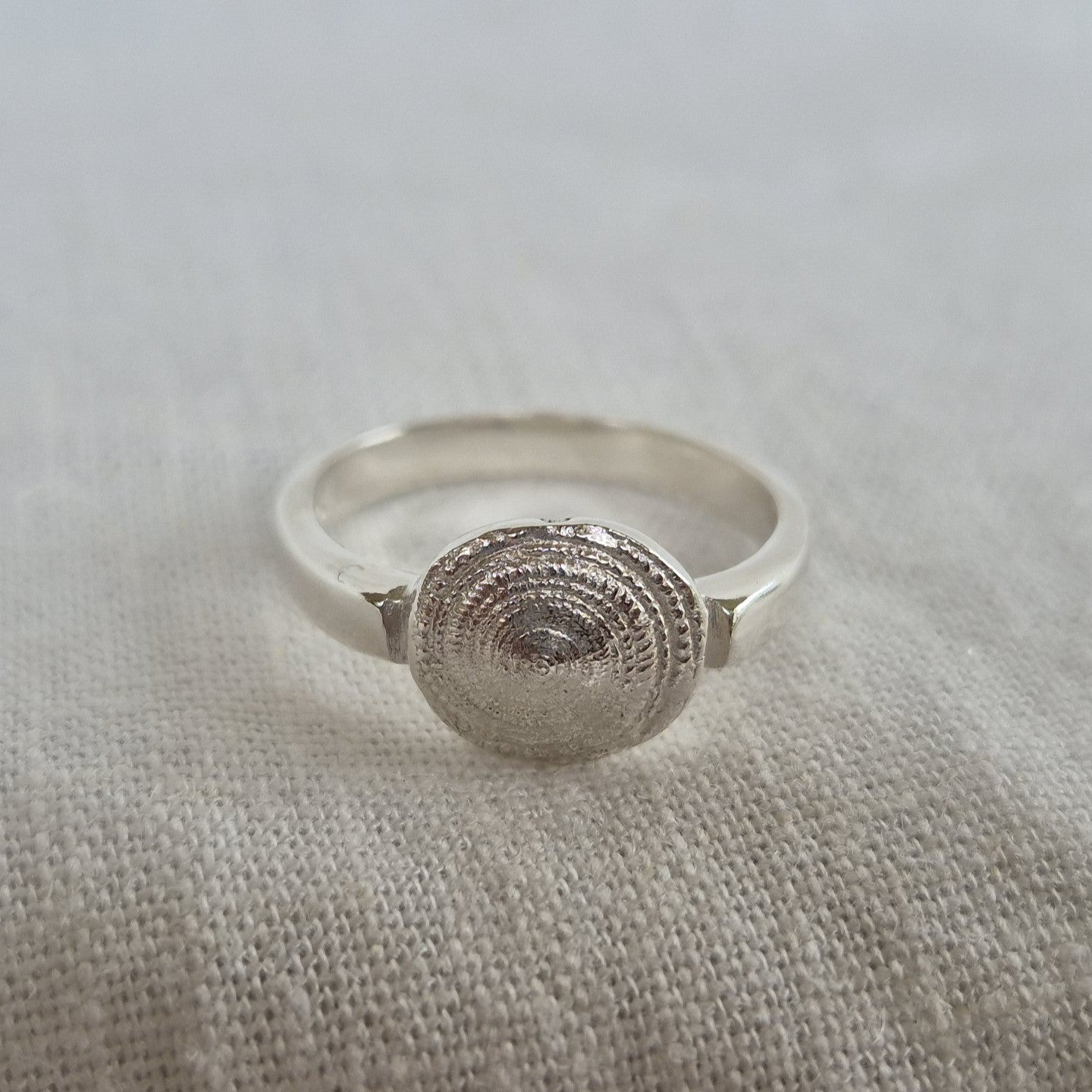 Sundial Impression Ring - Round - Size S