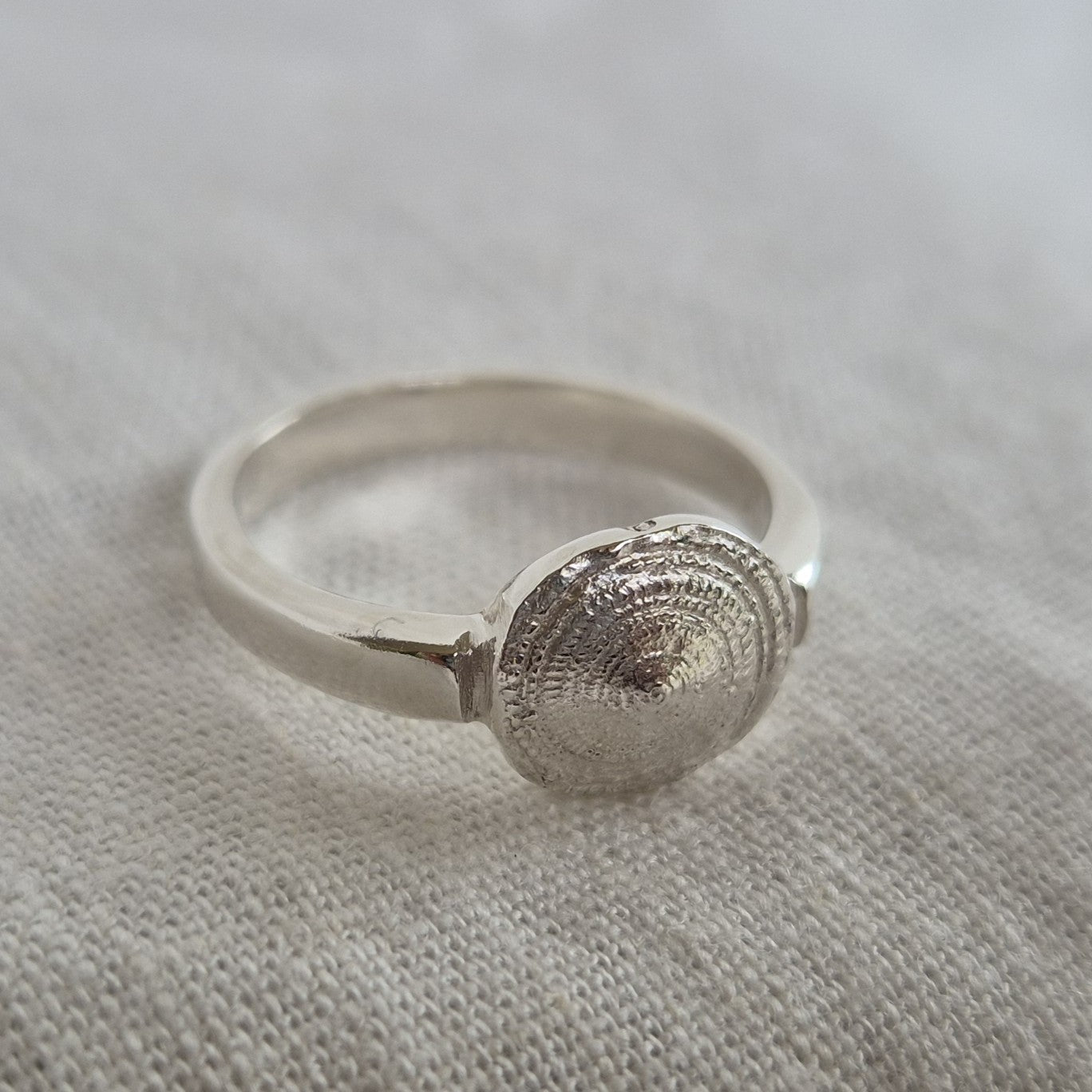 Sundial Impression Ring - Round - Size S