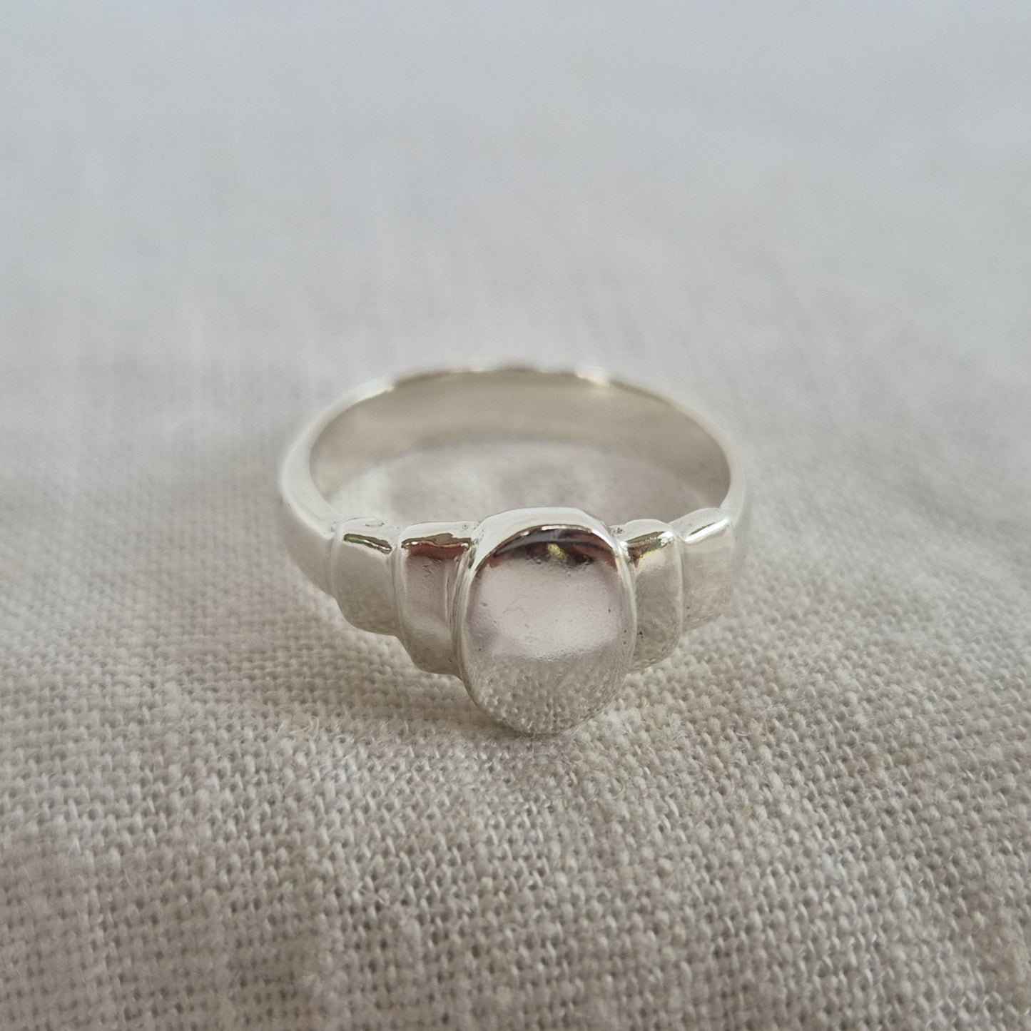 Tiered Oval Sandcast Ring - size P