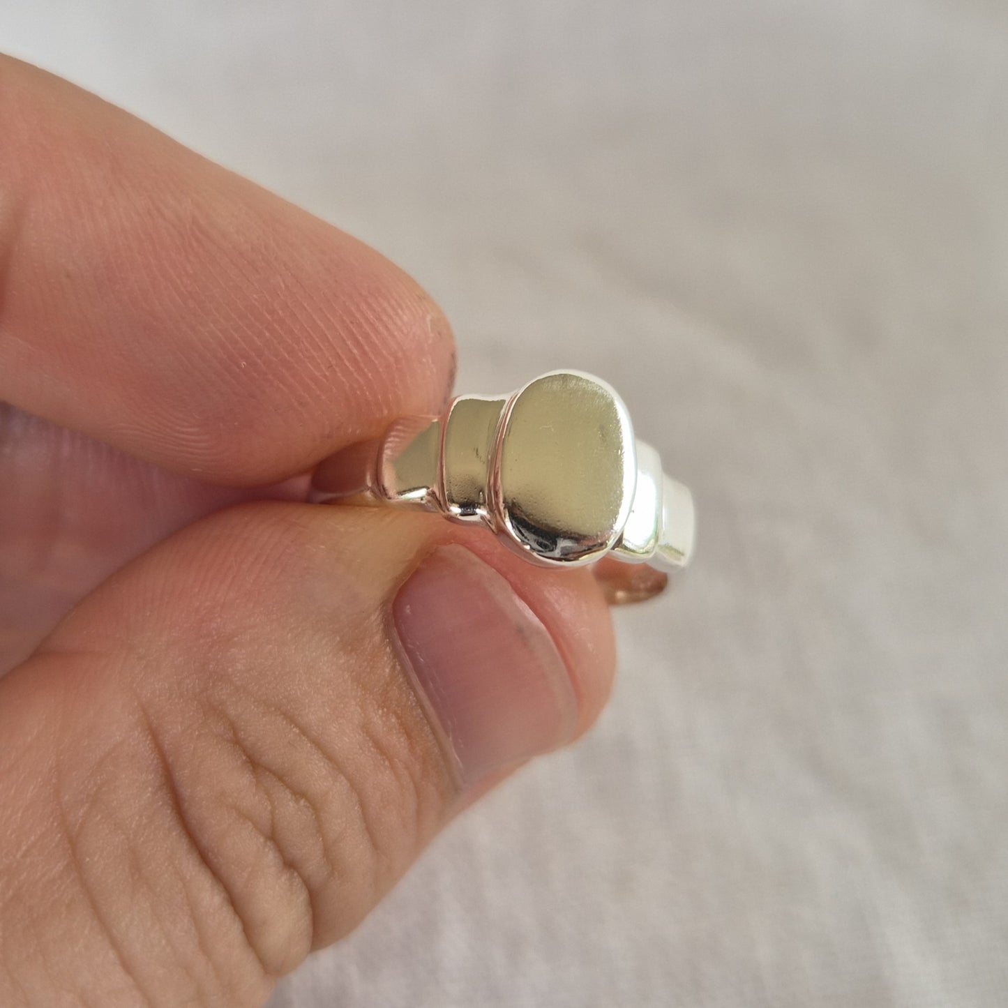 Tiered Oval Sandcast Ring - size P