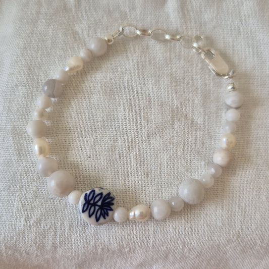 Crazy Lace Agate, Pearl & ceramic Bead Bracelet