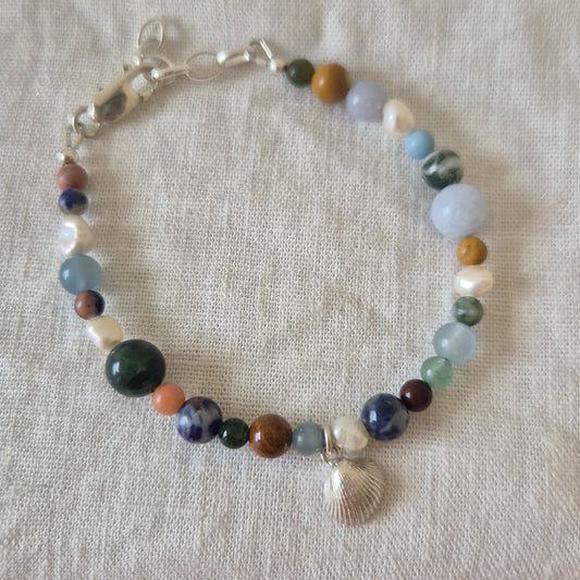 Mixed Gemstone & Cockle Shell Bracelet