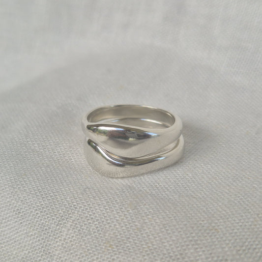 Soft Curve Ring Set – Two Rings