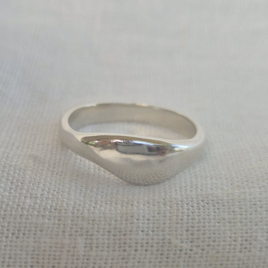 Soft Curve Ring