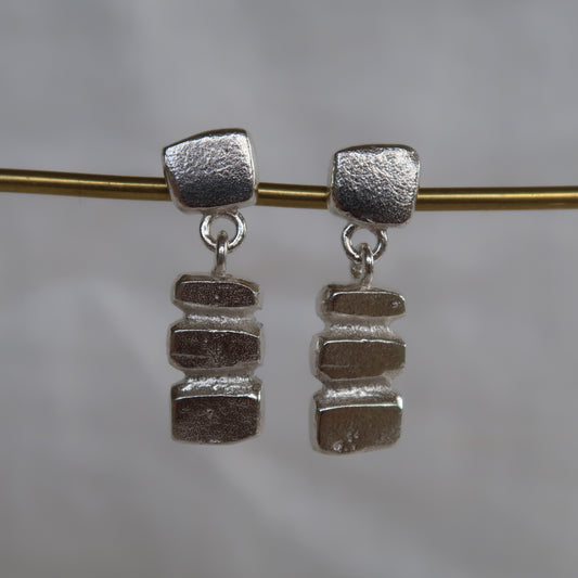 Tidal Flow Dangle Studs